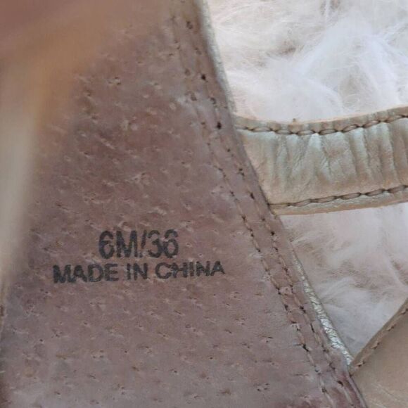 Vince Camuto Fantin Gladiator High Heels Gold size 6 - Picture 10 of 10